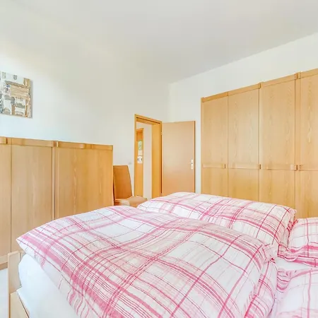 Mit Grosser Gemeinschaftsterrasse, Cleaning Included Wunschendorf (Erzgebirgskreis)